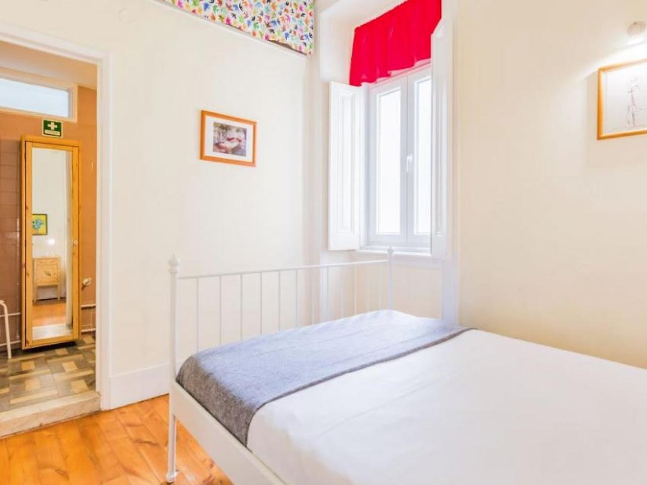 Boulevard Apartment
