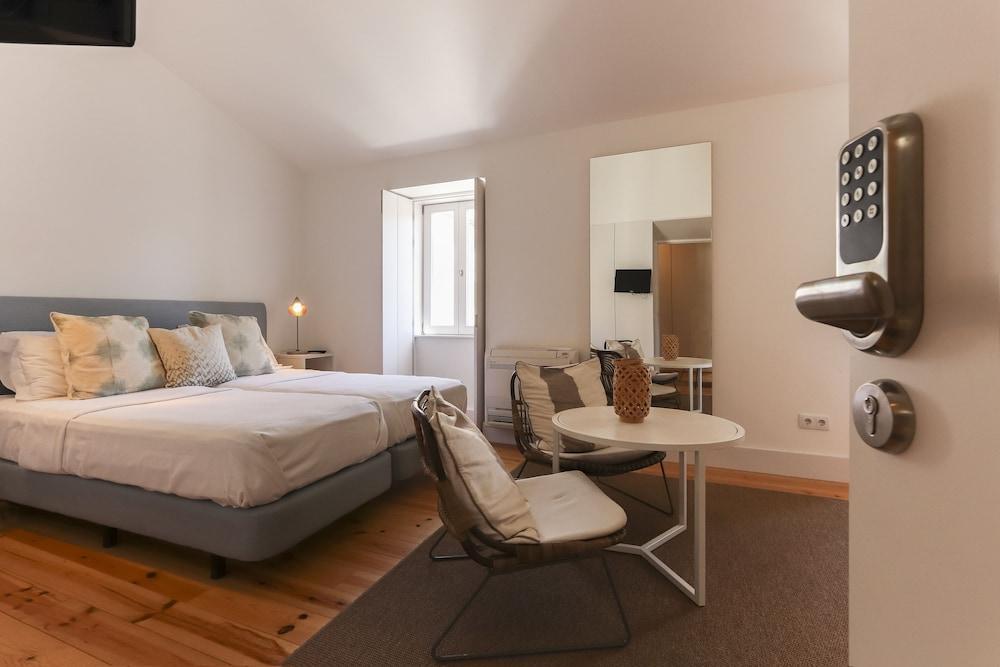 Combro By Homing *