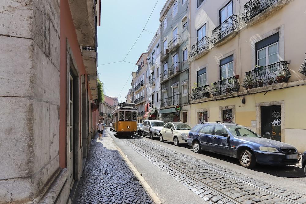 Combro By Homing * Lisboa
