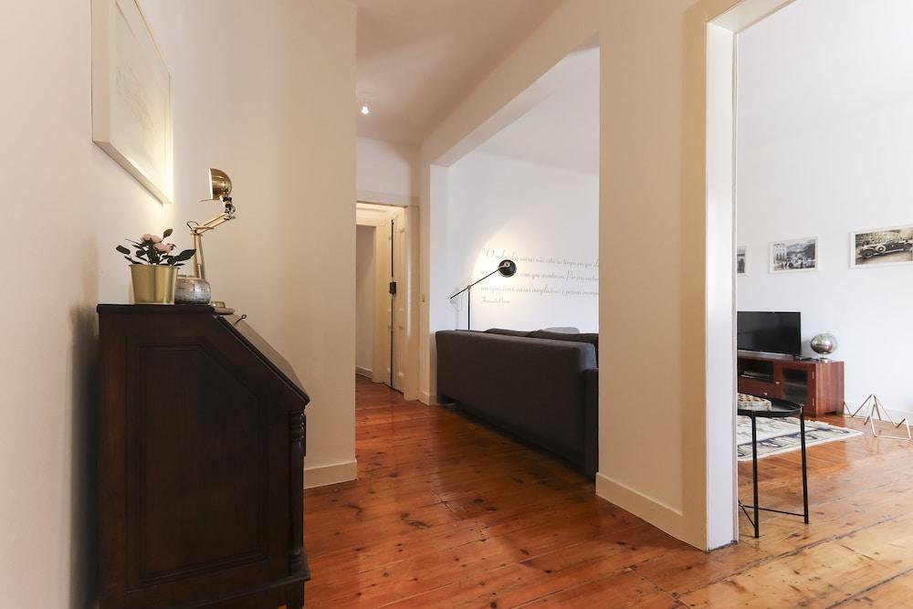 Hotel Chiado Views By Homing 4*