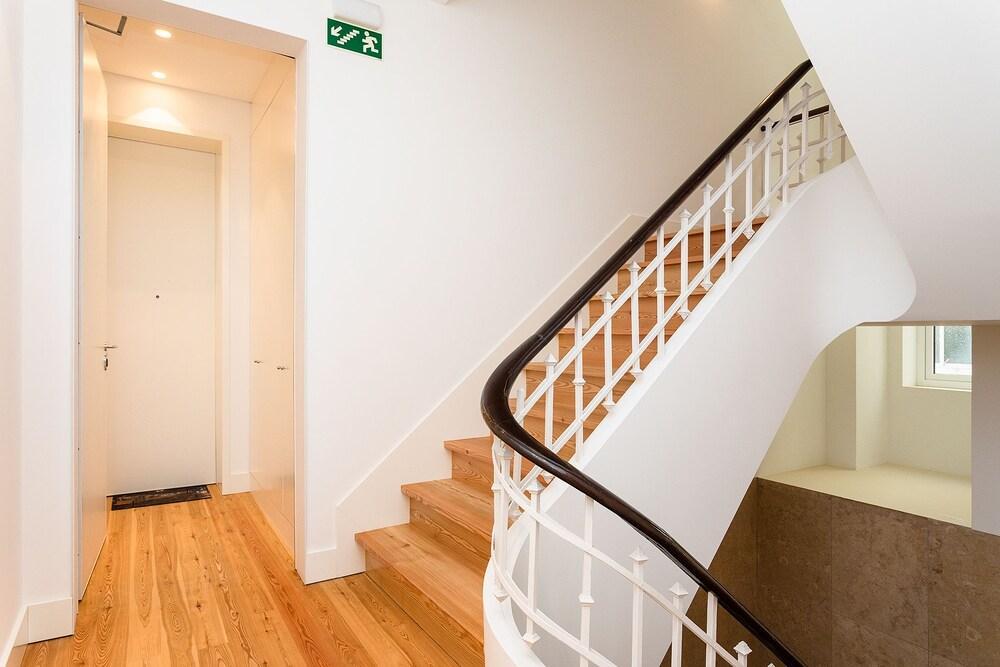 Apartment Of The Ii By Gonzalo's *