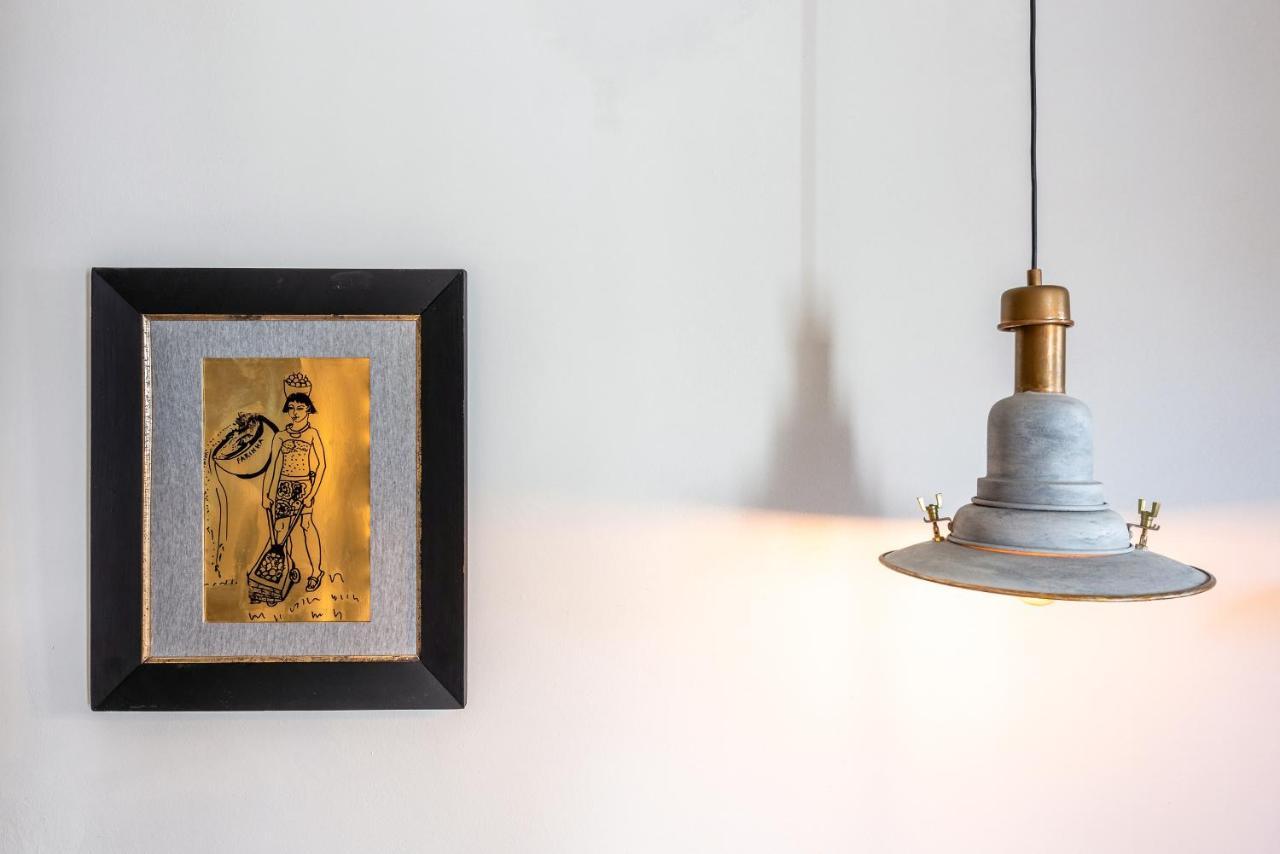 Apartment Bright Historical By Guestready