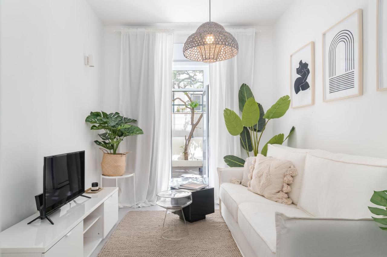 Casa Boma - Modern And Stylish With Private Terrace - Lapa Iv Apartment Lisbon