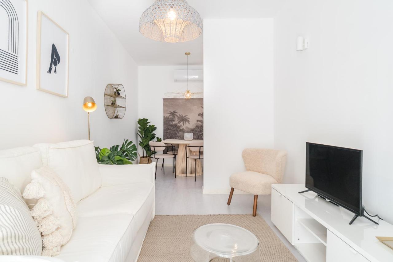 Casa Boma - Modern And Stylish With Private Terrace - Lapa Iv * Lisbon