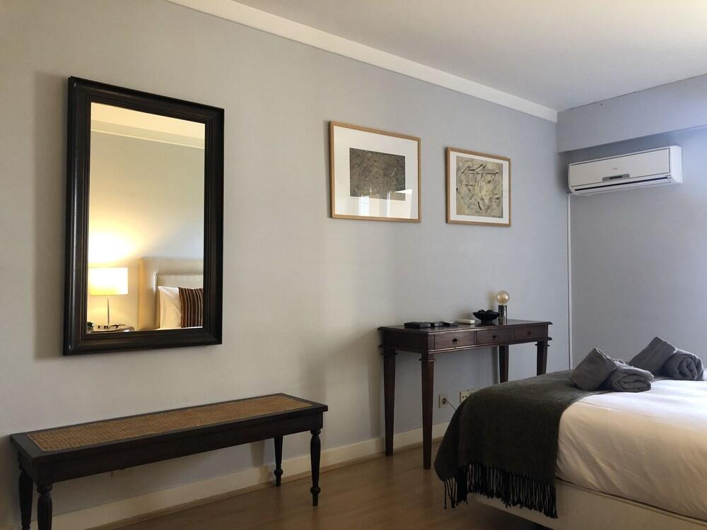 Apartment Luxe Spacious Flat Lisbon