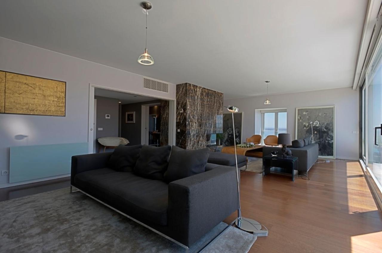 Chiado Penthouse Apartment *