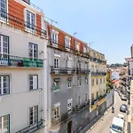 GuestReady - Modern loft at Graça