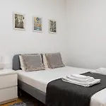 Entrecampos - Two Bedroom Apartment With Terrace