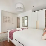 Charming Apartment In Historic Center
