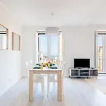 Mbird Lapa River View Duplex