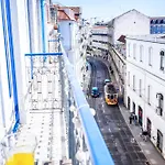 Luxury Apartment Near Cais Do Sodre