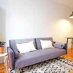 Rs1E Cozy, New Ac! Quiet & Central, Perfect Stay!