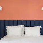 Joivy Flats Next To Rossio Square And Main Lisbon Attractions