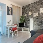 Modern Rustic Apartment In Graca