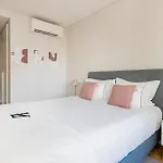 Chiado Square Apartments | Lisbon Best Apartments