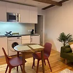 Chic Apartment-Rua Verde, Lisbon