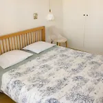 Your Room With Private Bathroom And Balcony In Lisbon Amoreiras - Votre Chambre Avec Salle De Bain Privee Et Balcon Vegetal A Lisbonne Amoreiras