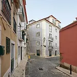 Hello Lisbon Alfama River Apartments