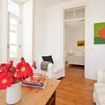 Hello Lisbon City Apartments