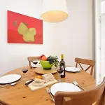 Hello Lisbon City Apartments