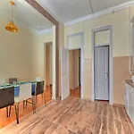 Kings Apartment