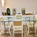 Renovated Apt With Piano Near Metro