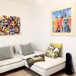 Renovated Apt With Piano Near Metro