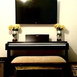 Renovated Apt With Piano Near Metro