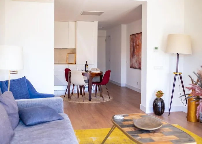 Luxury Apartment Near Cais Do Sodre