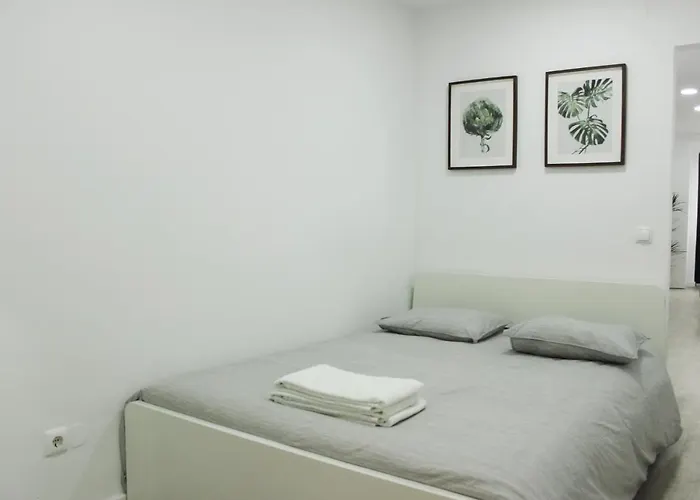 Principe Real - Nice And Cozy Private Apartment