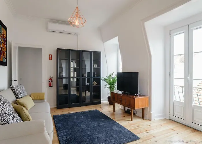 Estefania Rooftop Apartment - Lisbon Center