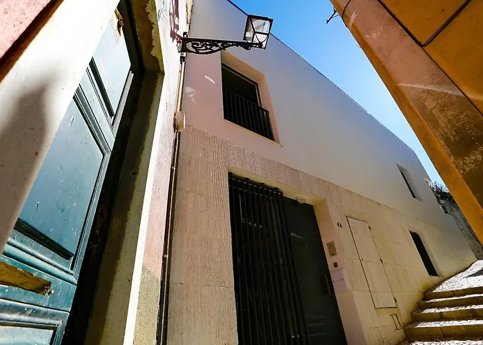 New Lisbon Downtown Houses-4A