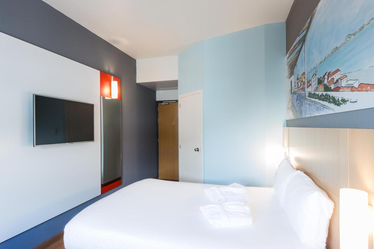 Hotel Ibis Parque Nações 3*