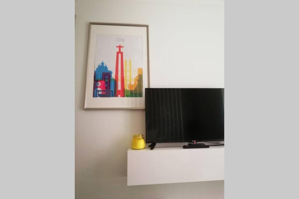 Charming Small Loft In Alfama Near Castelo S Jorge Apartment *