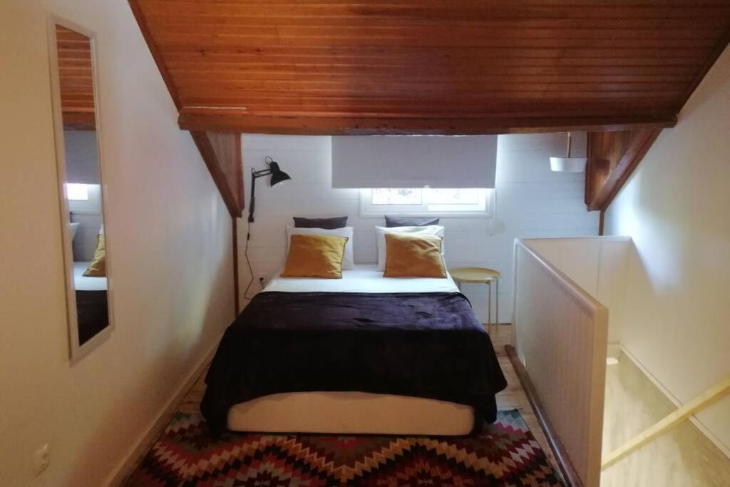 Charming Small Loft In Alfama Near Castelo S Jorge Apartment Lisbon