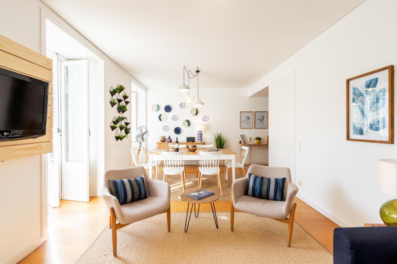 Apartment Joivy Chiado Self Check-in 2-br Flat With Parking Lisbon