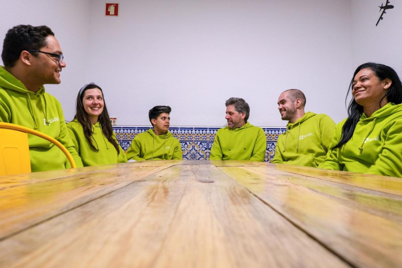 Help Yourself - Restelo Hostel *