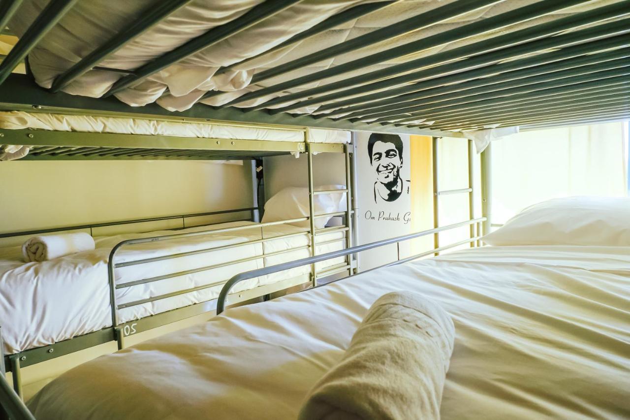 Help Yourself - Restelo Hostel