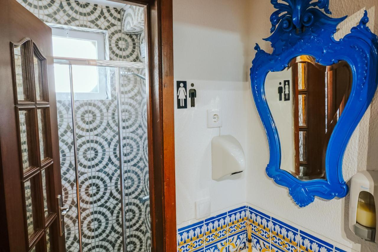 Help Yourself - Restelo Hostel Lisbon