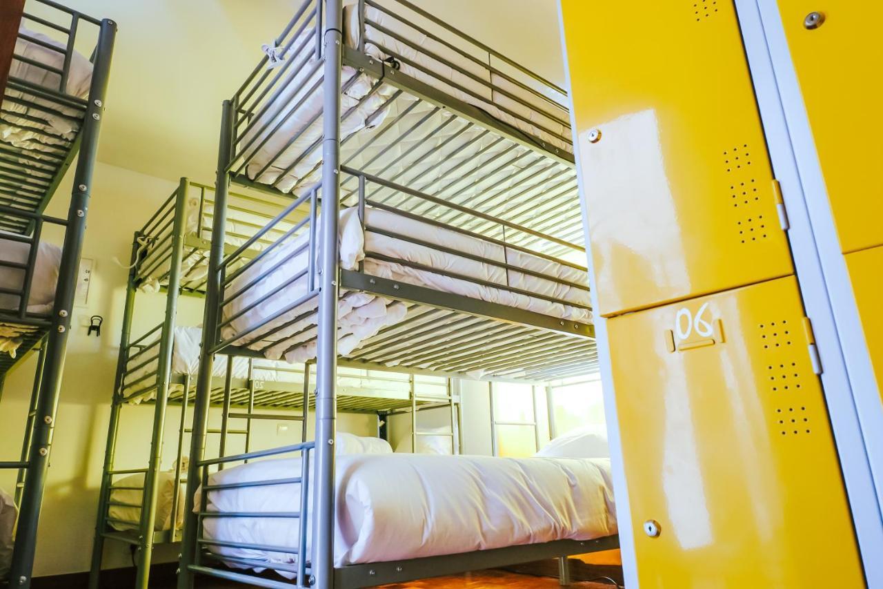 Hostel Help Yourself - Restelo