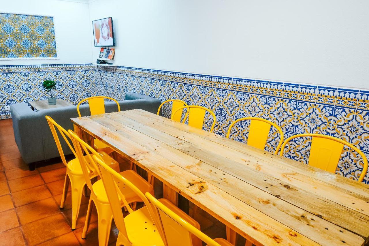 Help Yourself - Restelo Lisbon