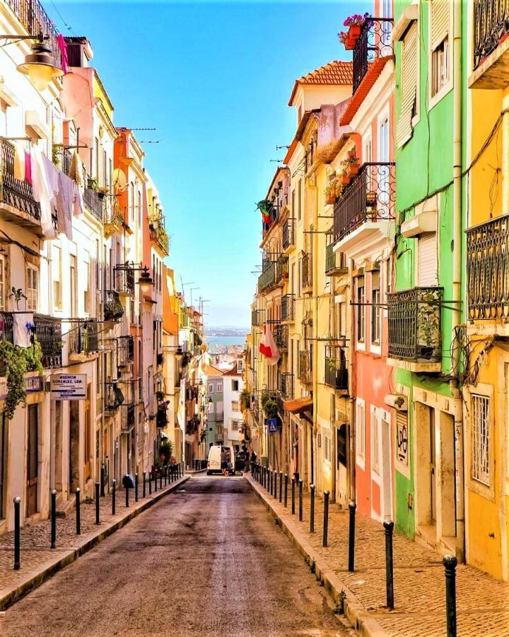 Amalia Near Rossio Square Lisbon