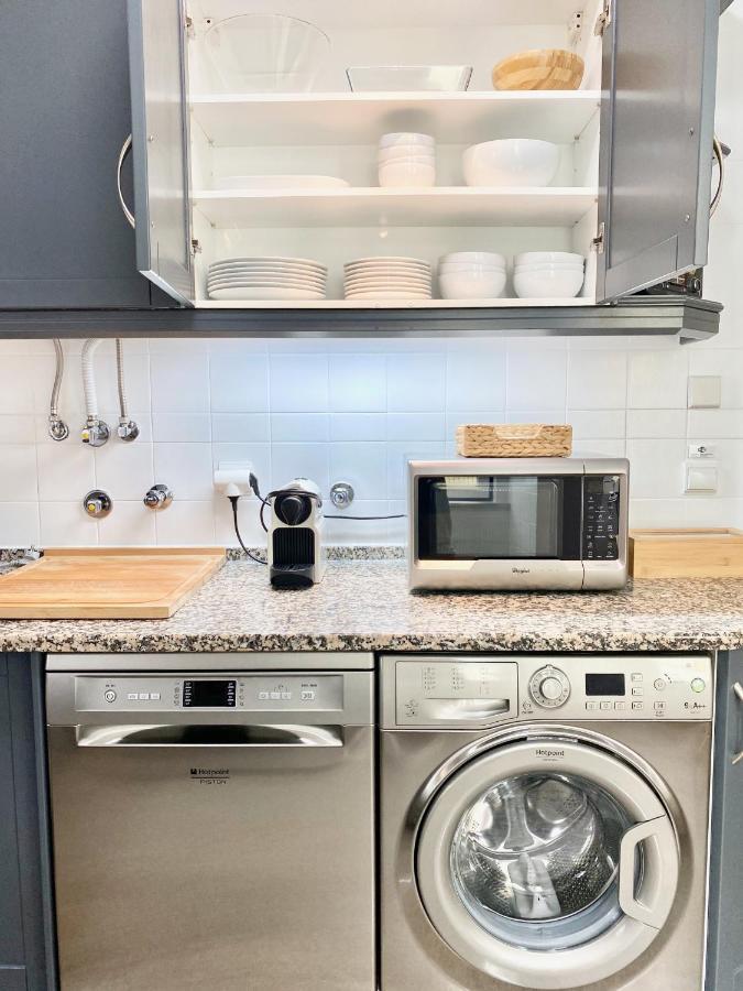 Luxury Vintage With The Comforts Of At The Centre, Next To Marquês De Pombal Apartamento Lisboa