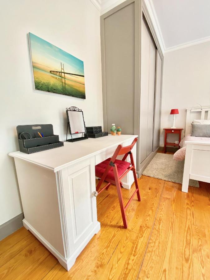 Luxury Vintage With The Comforts Of At The Centre, Next To Marquês De Pombal Apartamento