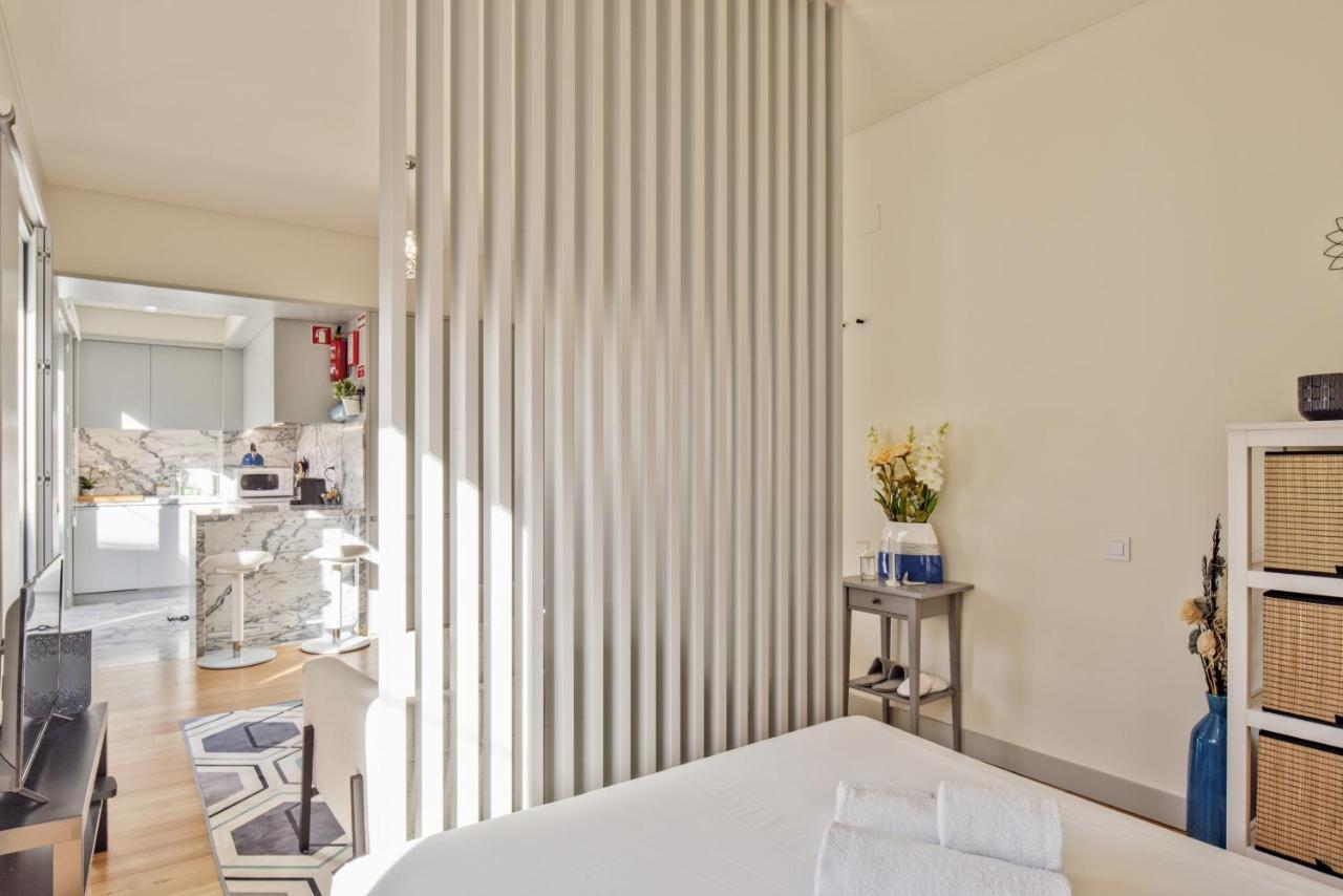 Apartment Bmyguest Graca Heart Of Typical Lisbon