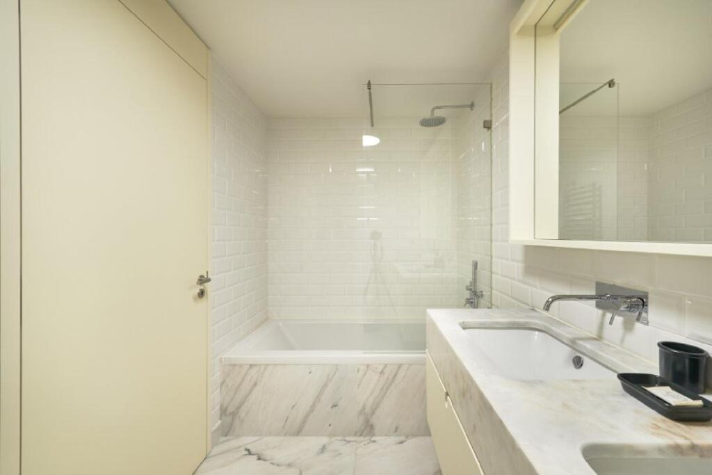 Stone Apartment Lisbon