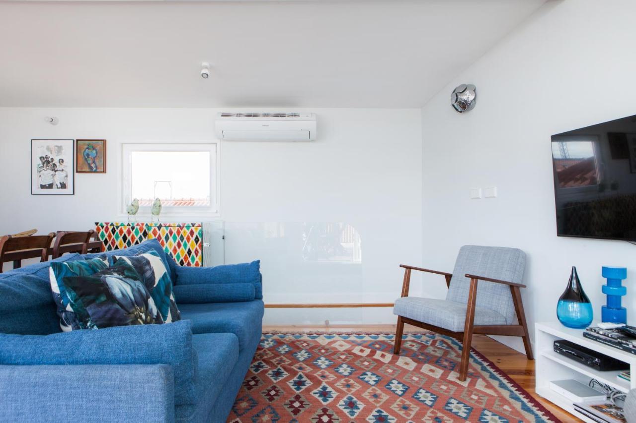 Chiado Rooftop Retreat: 19th Century Charm With River Views Apartment *