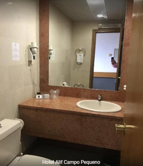 Alif Campo Pequeno Hotel 3*