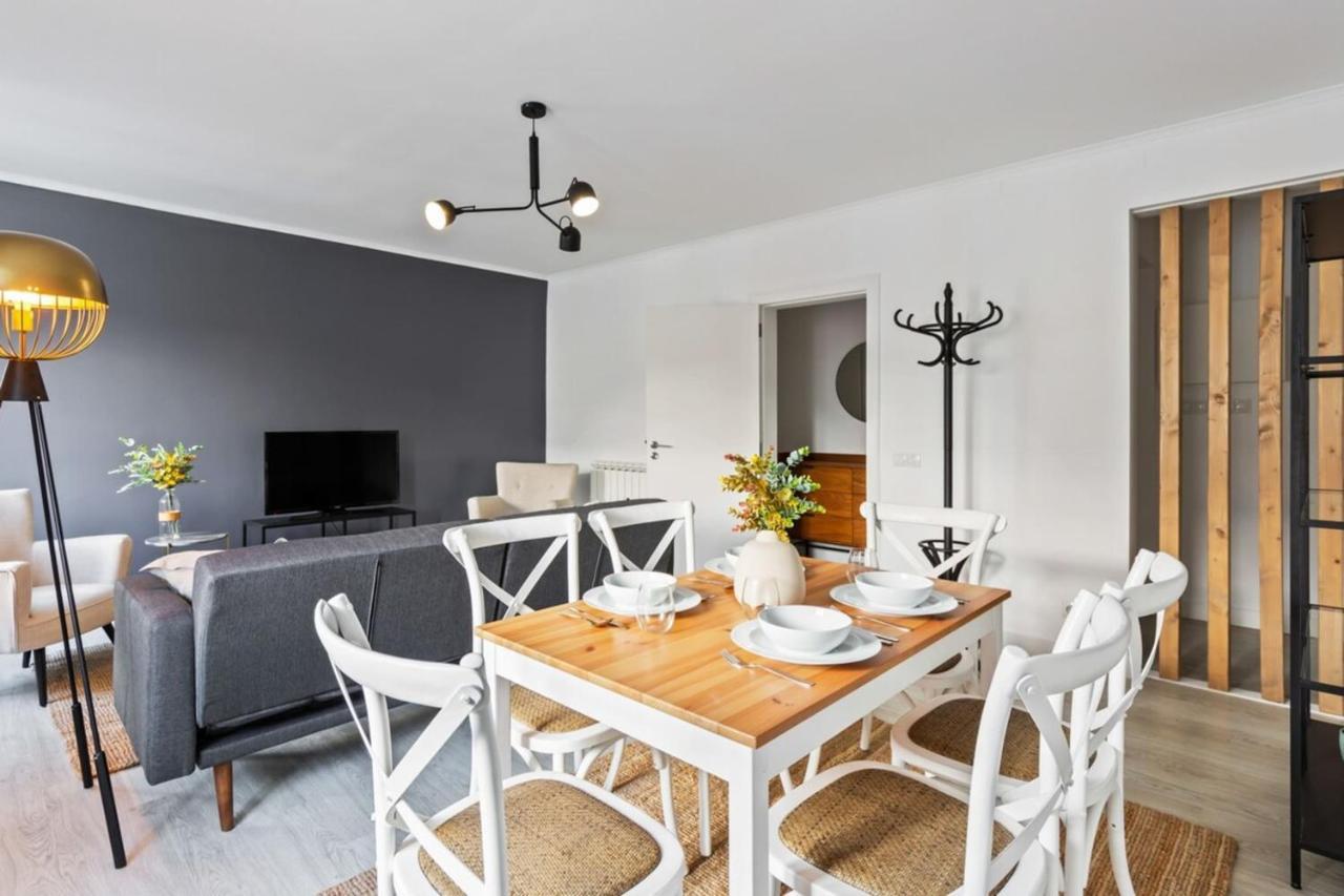 Stunning 2 Bedroom Near Belem Apartment Lisbon