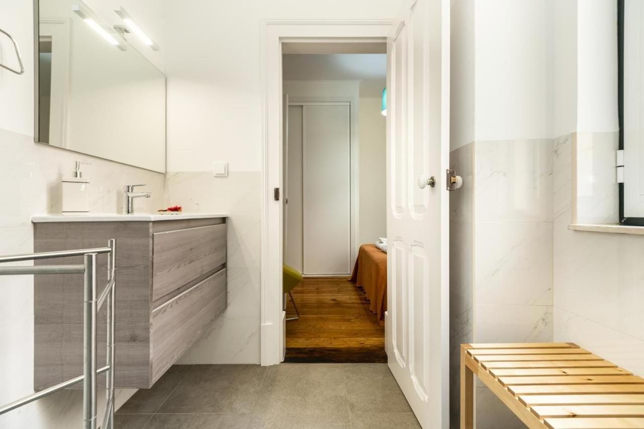 Groovy M2 R3 - Amazing Double With En-suite Bathroom Guest house Lisbon